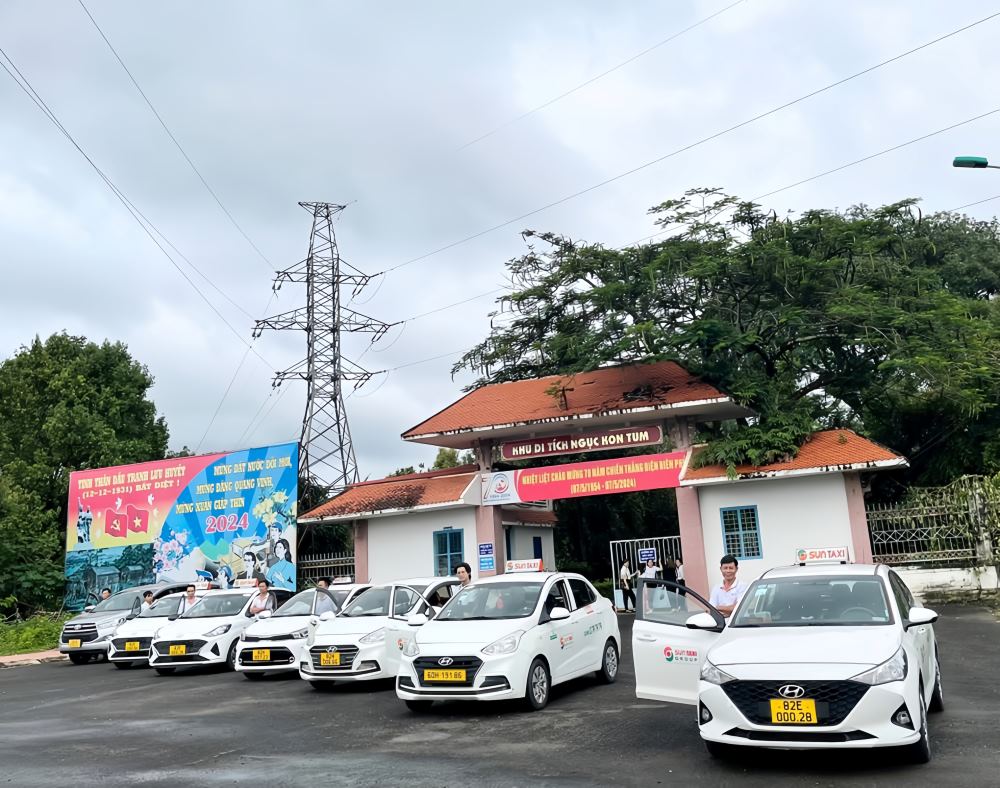 Traditional Taxi in Kon Tum
